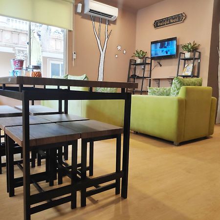 Vk Pods Jakarta - Hostel Exterior photo